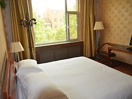 GreenTree Inn WeiFang QingZhou Middle HaiDai Road Electric Power Shell