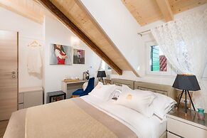 Agava Lux Rooms & Pool