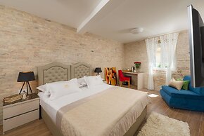 Agava Lux Rooms & Pool