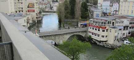 Hotel Notre- Dame de France