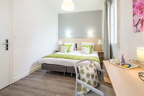 Hotel Notre- Dame de France