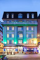 Hotel Notre- Dame de France