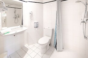 Hotel Notre- Dame de France