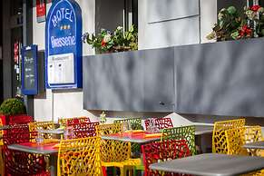 Hotel Notre- Dame de France