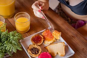 Valencia Hotel Natal