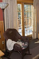 Poplar Creek Guesthouse