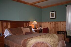 Poplar Creek Guesthouse