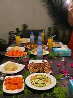 Thoddoo Beach Holiday Inn