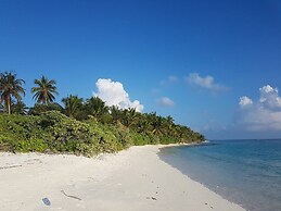 Thoddoo Beach Holiday Inn