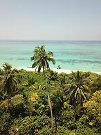 Thoddoo Beach Holiday Inn