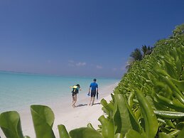 Thoddoo Beach Holiday Inn