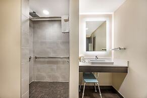 Vīb Best Western Springfield