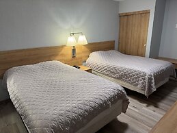 The New Cavalier Inn