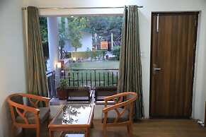 Corbett Paradiso by ILILA