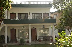 Corbett Paradiso by ILILA