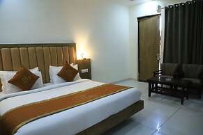 Corbett Paradiso by ILILA