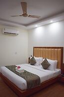 Corbett Paradiso by ILILA