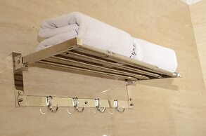 Corbett Paradiso by ILILA