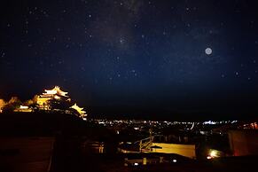 Shangri-La E-Outfitting Boutique Hotel