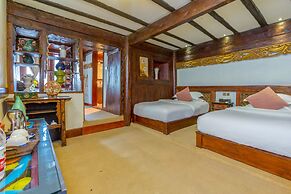 Shangri-La E-Outfitting Boutique Hotel