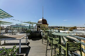 The National Hotel