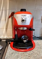 Traditional Georgian Flat in New Town, Sleeps 5-6