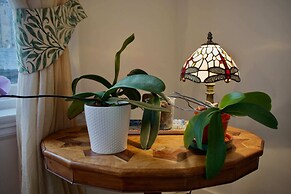 Sophisticated Edinburgh Apartment in City Centre