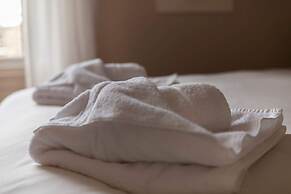 Sophisticated Edinburgh Apartment in City Centre