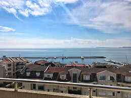 Lazur 5 Apartments