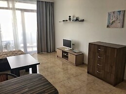Lazur 5 Apartments