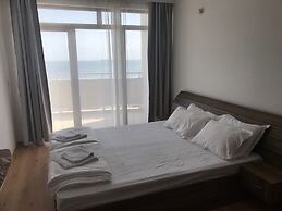 Lazur 5 Apartments