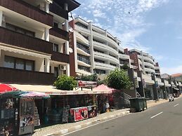 Lazur 5 Apartments