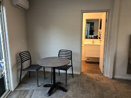 Gundagai Tourist Suites