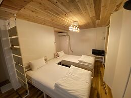 coins hostel tenjin