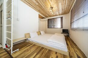 coins hostel tenjin