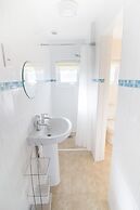 Seaview Holidays - Salterns Village