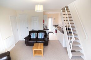 Seaview Holidays - Salterns Village