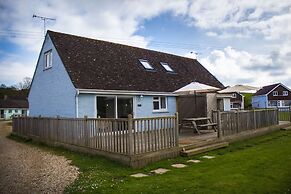Seaview Holidays - Salterns Village