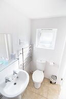 Seaview Holidays - Salterns Village