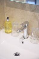 Hedingham Old Pottery