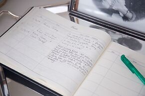 Hedingham Old Pottery