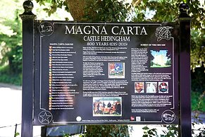 Hedingham Old Pottery