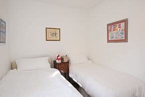 Hedingham Old Pottery