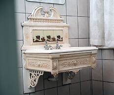 Petal's Place Guest House