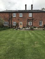 Lower Buckton Country House - Sleeps 12