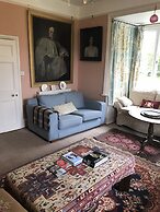 Lower Buckton Country House - Sleeps 12