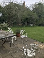 Lower Buckton Country House - Sleeps 12