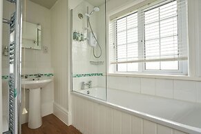 Oystercatcher Apartments