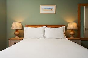 Oystercatcher Apartments