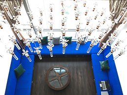 Penthouse Hostel & Spa